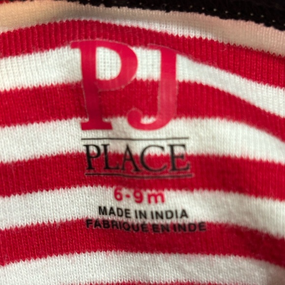 Children’s Place Santa Clause Christmas Pajamas Unisex Size 6-9 Months - Picture 2 of 2